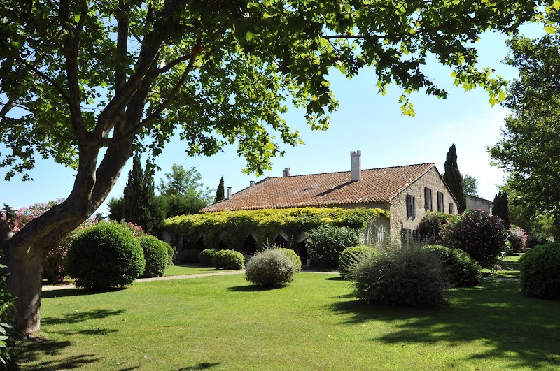 Hotel Le Mas de Peint in Arles, France