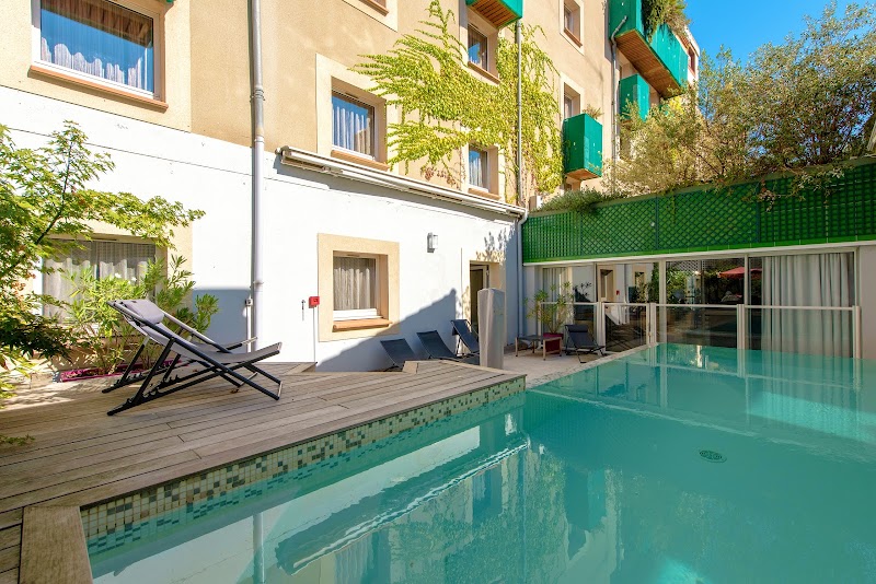 Hotel Le Mermoz in Montauban, France