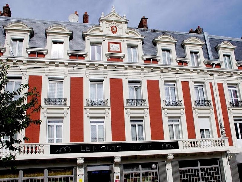 Hotel Le Mouton Blanc in Cambrai, France