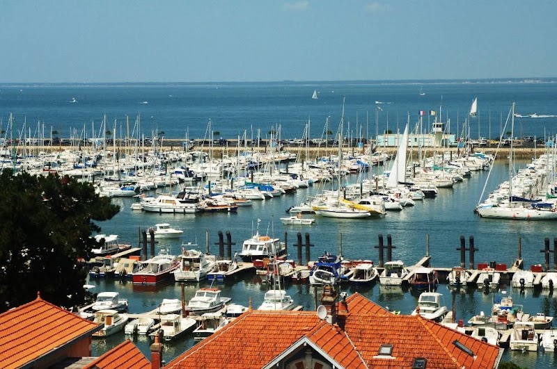 Hotel Le Nautic in Arcachon, France