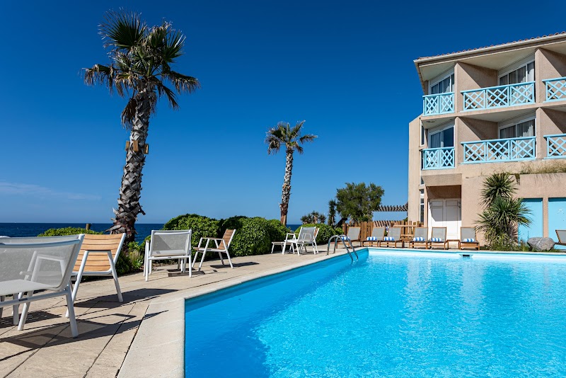 Hotel Le Paradou in Six-Fours-les-Plages, France