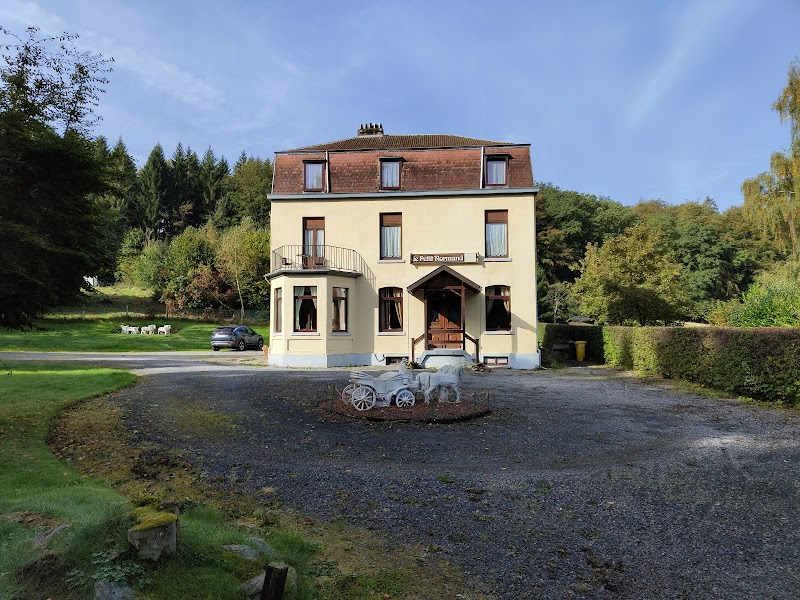 Hotel Le Petit Normand in Pornic, France