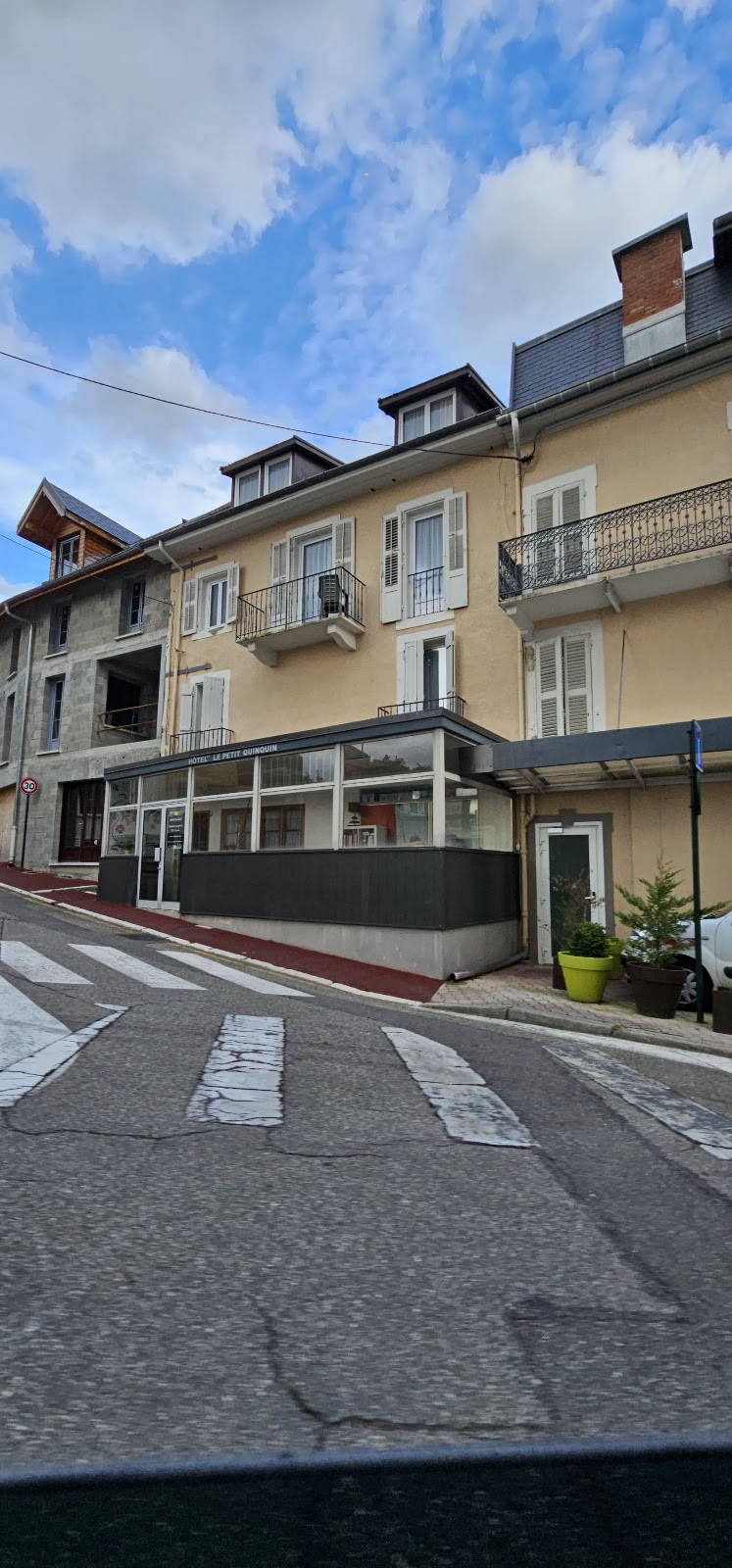 Hotel Le Petit Tetras in Aix-les-Bains, France