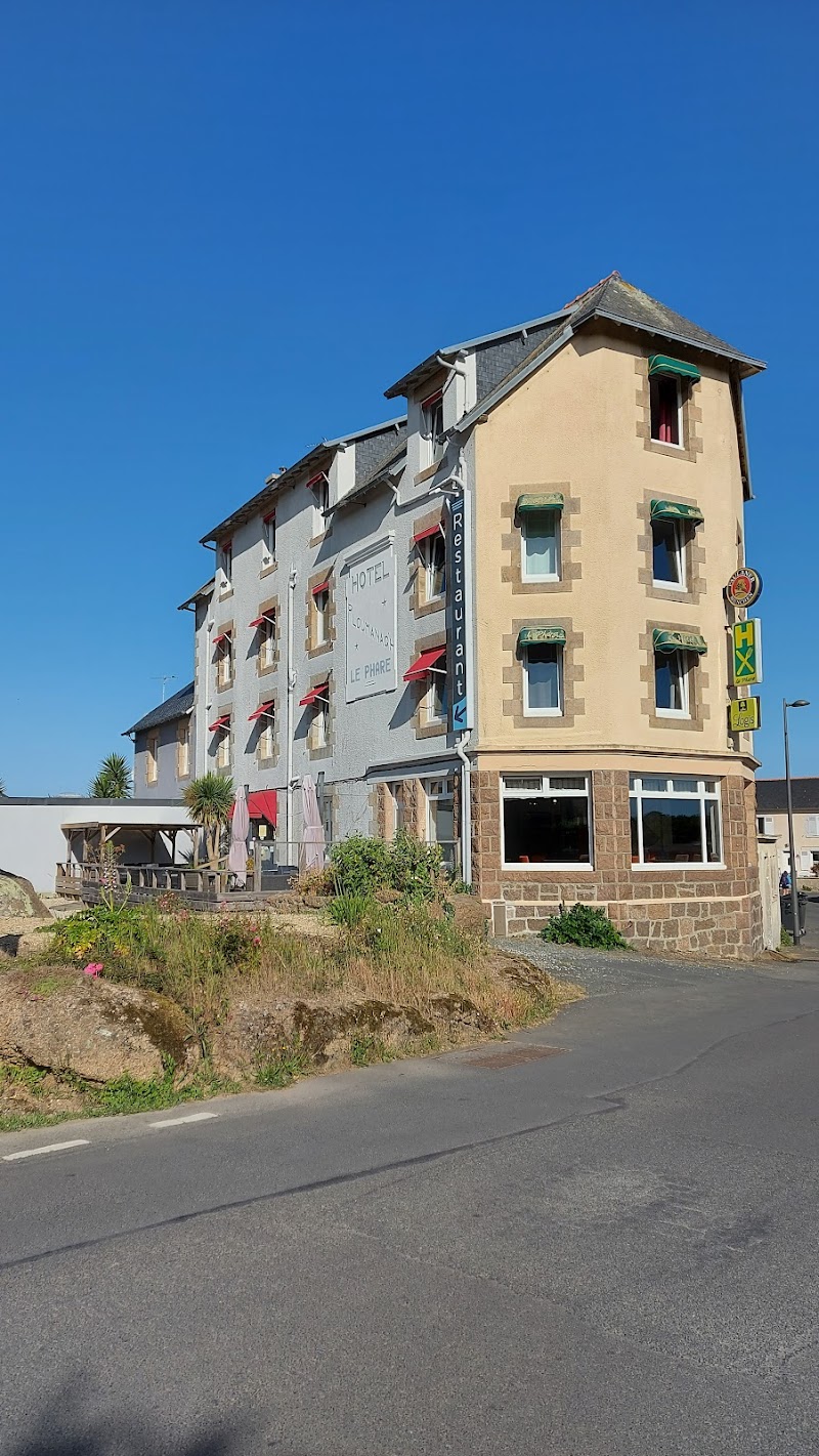 Hotel Le Phare in Lannion, France