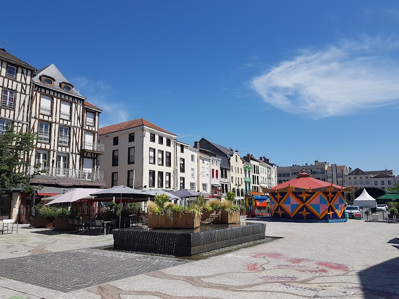 Hotel Le Pot d'Etain in Chalons-en-Champagne, France