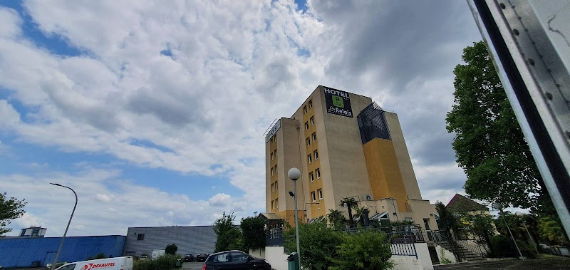 Hotel Le Relais in Pau, France