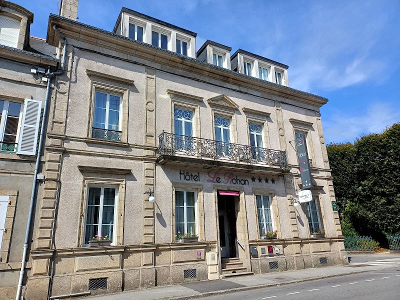 Hotel Le Rohan in Loudeac, France