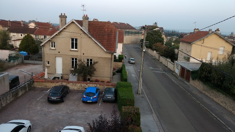 Hotel Le Royal in Chaumont, France