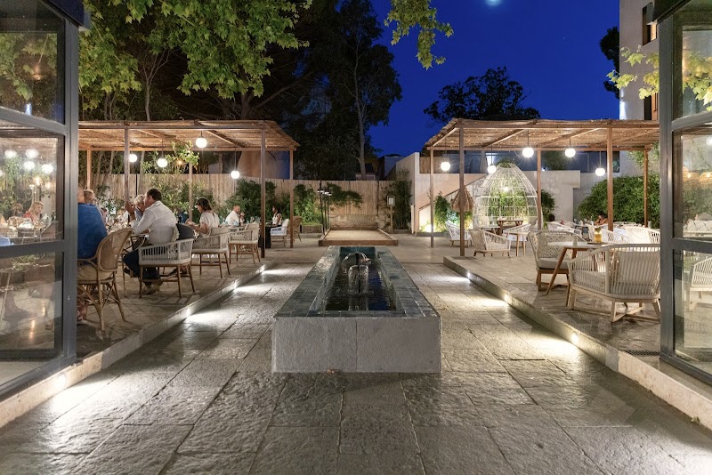 Hotel Le Saint-Remy in Saint-Remy-de-Provence, France