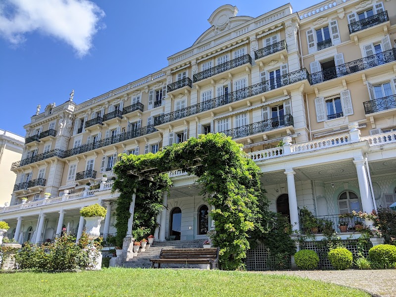 Hotel Le Splendid in Aix-les-Bains, France