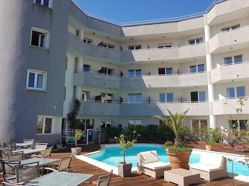 Hotel Le Tilbury in Porto-Vecchio, France
