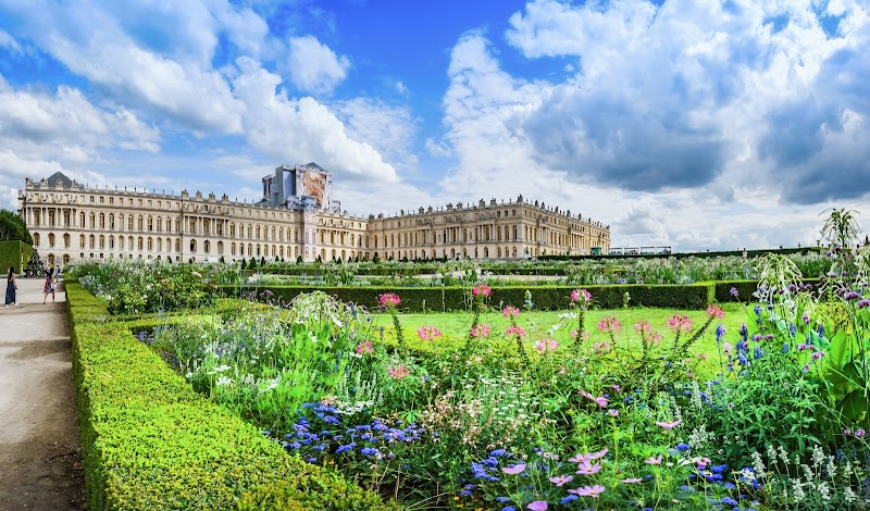 Hotel Le Versailles in Versailles, France