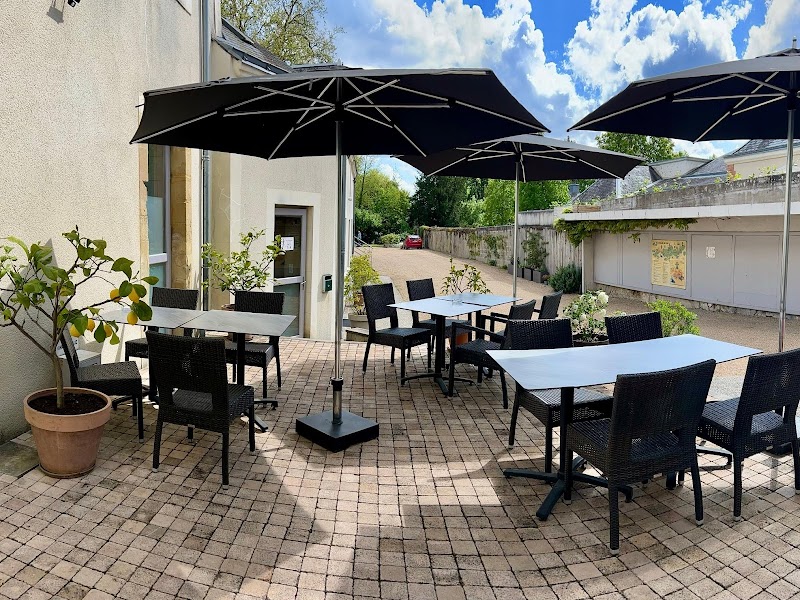 Hotel Le Vert Galant in La Fleche, France