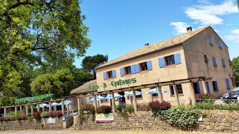 Hotel Les 3 Chênes in Frejus, France