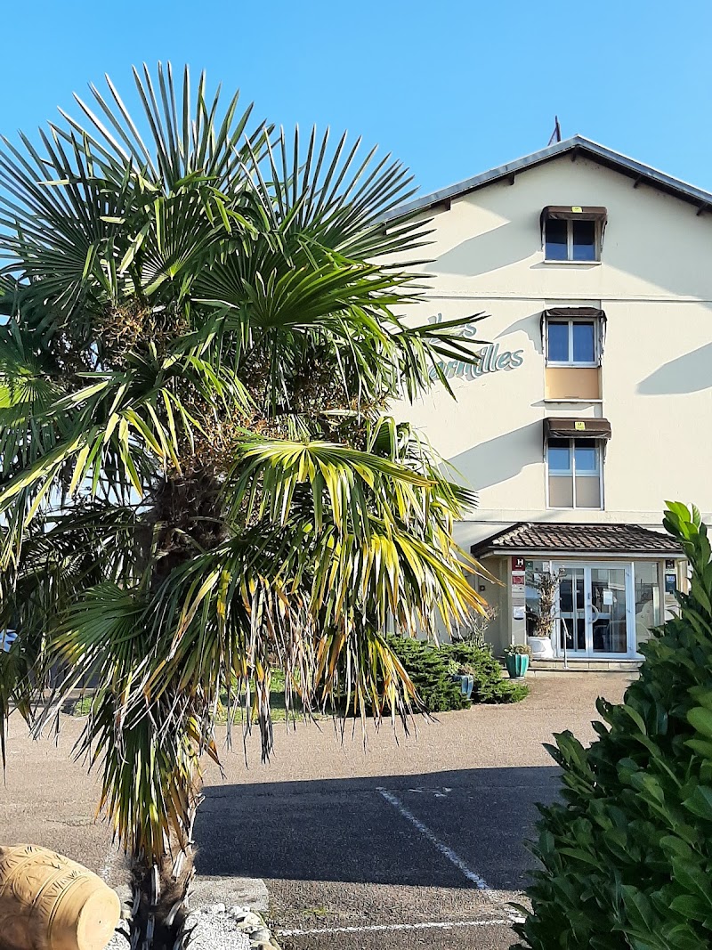 Hotel Les Charmilles in Chalon-sur-Saone, France