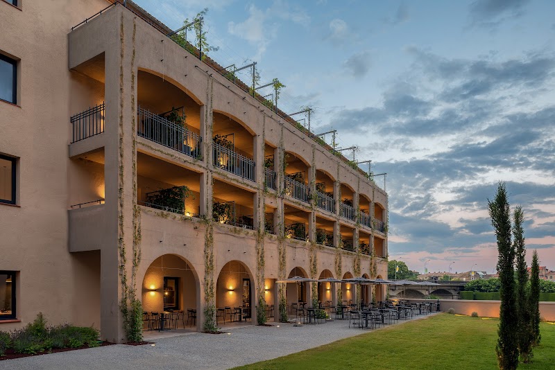 Hotel Les Chevaliers in Carcassonne, France