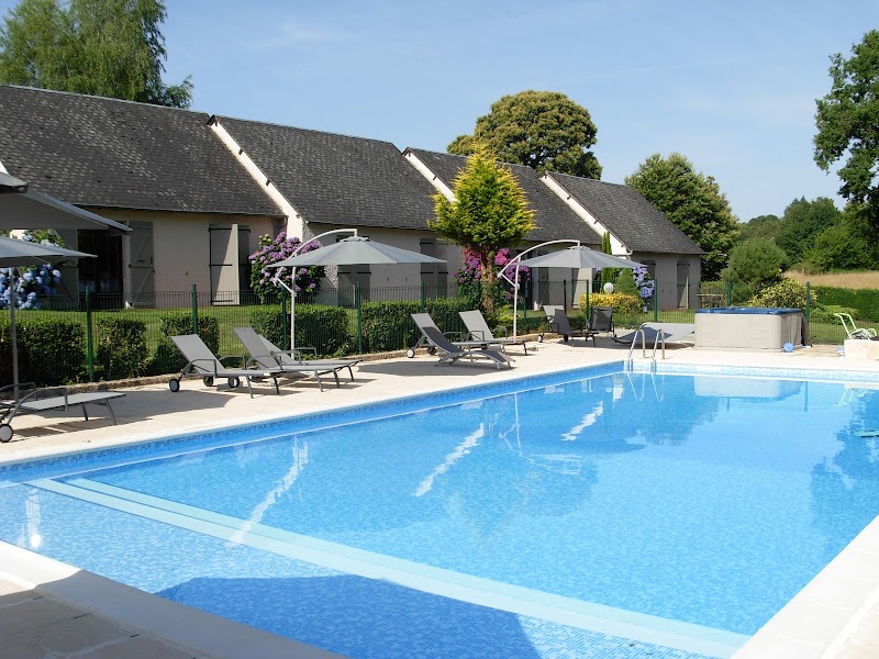 Hotel Les Coquelicots in Brive-la-Gaillarde, France