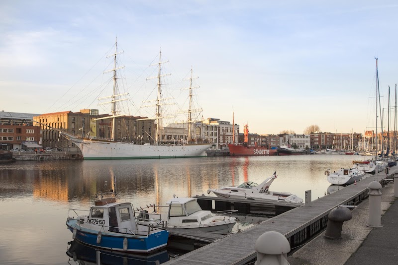 Hotel Les Gens de Mer Dunkerque in Dunkerque, France