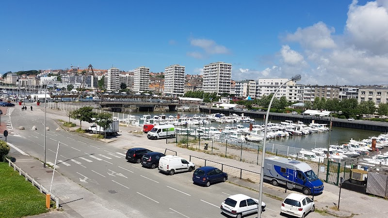 Hôtel Les Gens de Mer in Boulogne-sur-Mer, France