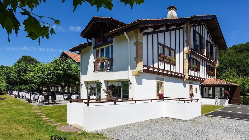 Hotel Les Jardins de Bakea in Hendaye, France