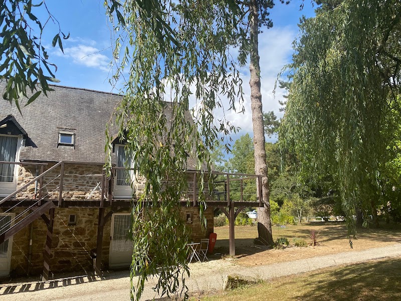 Hotel Les Moulins du Duc in Quimperle, France