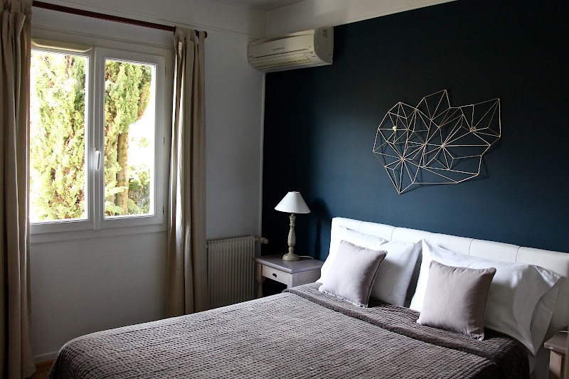 Hotel Les Oliviers in Draguignan, France