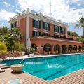 Hotel Les Rotes
