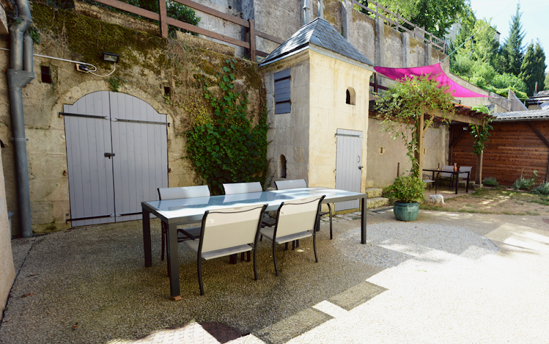Hotel Les Trois Fontaines in Poitiers, France