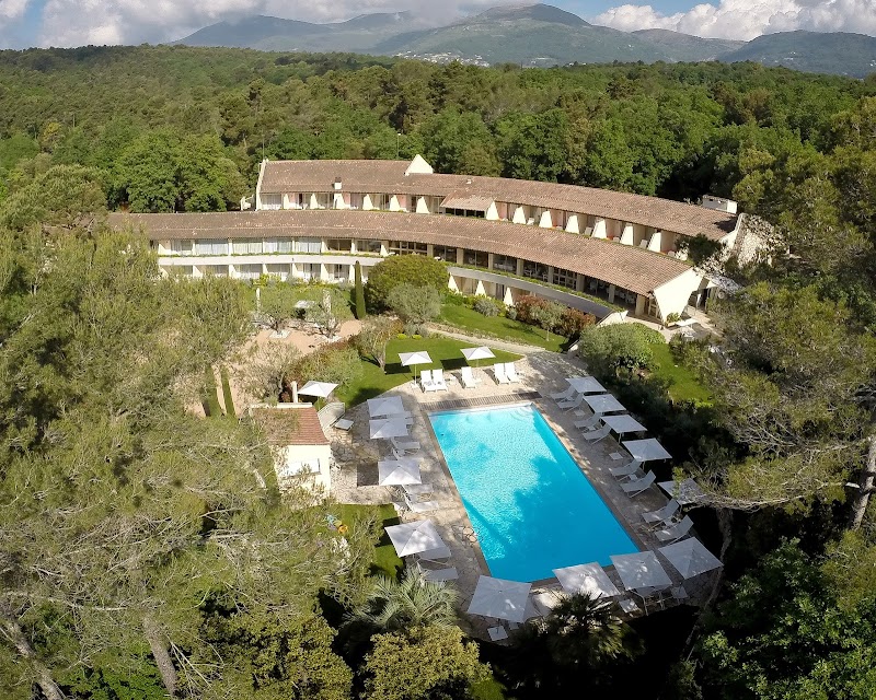 Hotel Les Vagues in Mandelieu-la-Napoule, France
