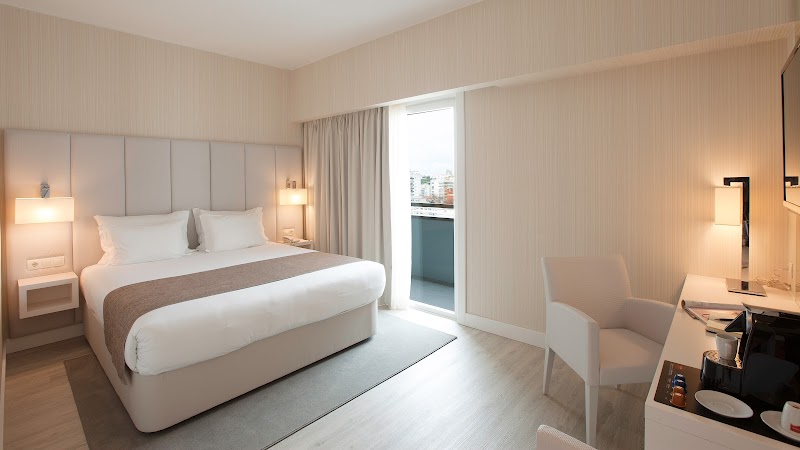 Hotel Lutecia in Montijo, Spain