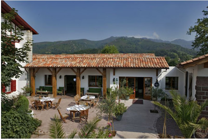Hotel Mendi Alde in Hendaye, France