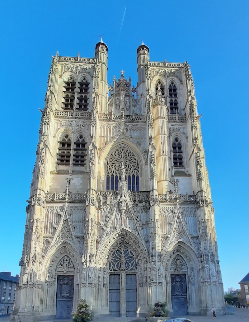 Hotel Mercure Abbeville in Abbeville, France
