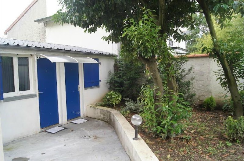 Hotel Moderne in Saint-Maur-des-Fosses, France