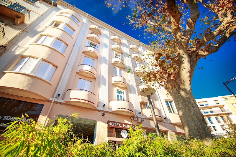 Hotel Mondial in Perpignan, France