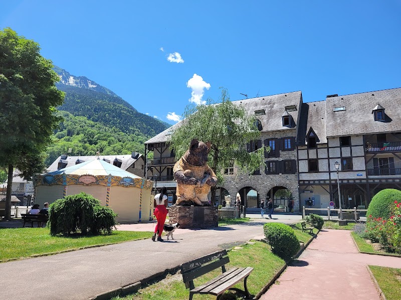 Hotel Montilleul in Pau, France