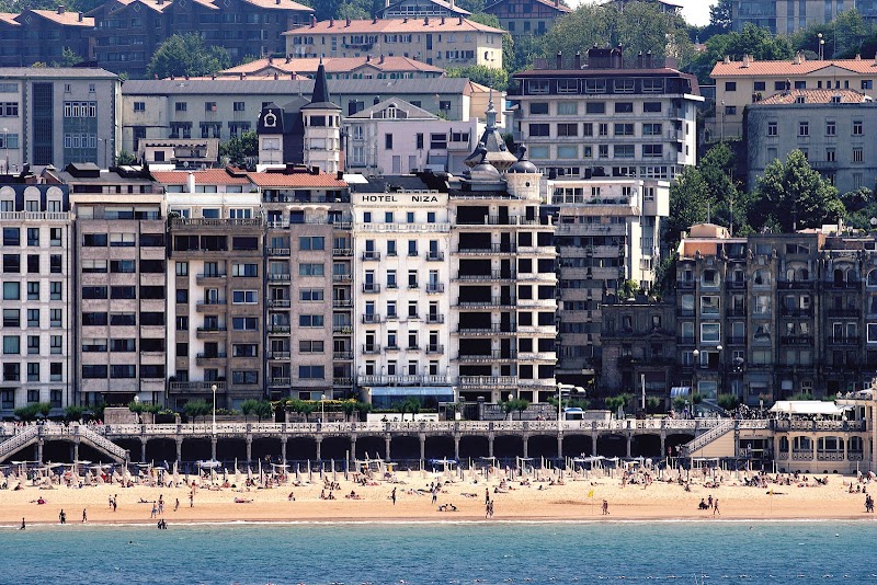 Hotel Niza in Donostia, Spain