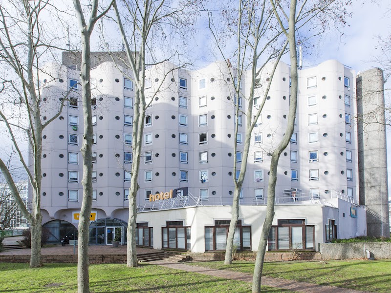 Hotel Novotel Cergy Pontoise in Cergy, France
