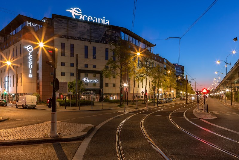Hotel Oceania Paris Porte de Versailles in Issy-les-Moulineaux, France