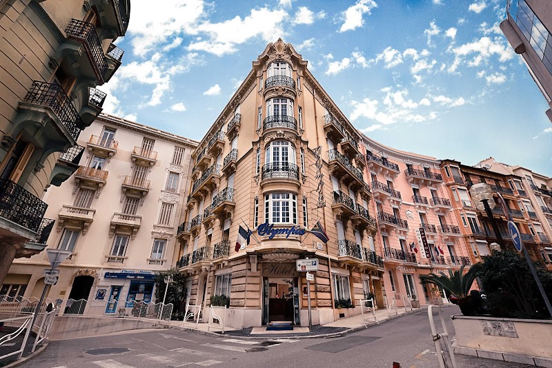 Hotel Olympia in Beausoleil, France