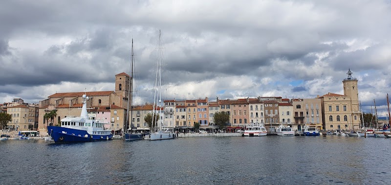 Hotel Plage Saint Jean in La Ciotat, France