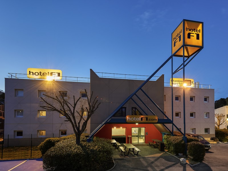 Hôtel Première Classe Genève - Aéroport - Prévessin in Ferney-Voltaire, France