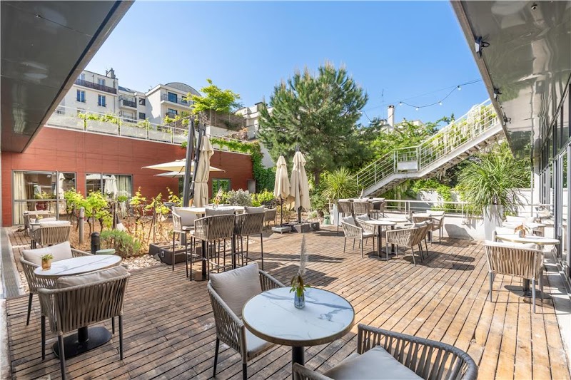 Hotel Radisson Blu Paris-Boulogne in Boulogne-Billancourt, France