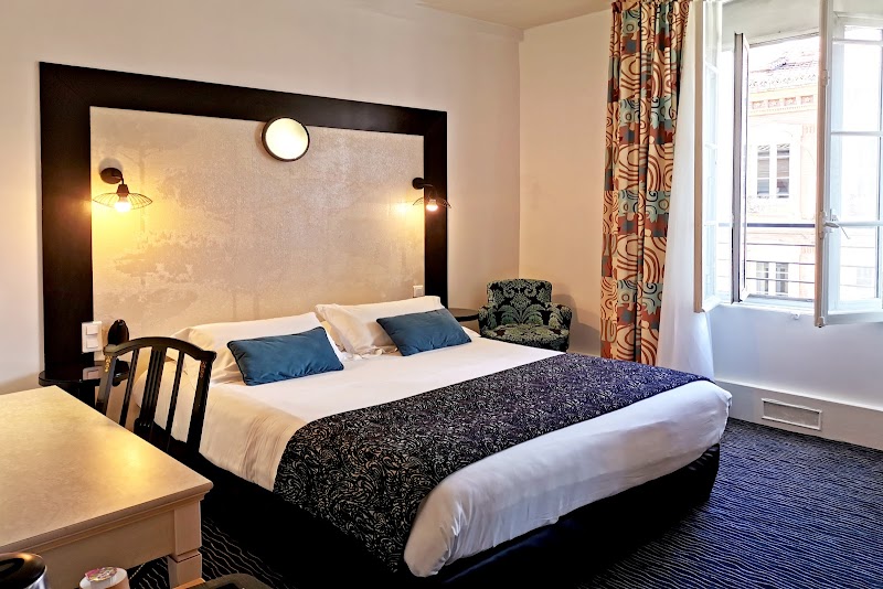 Hotel Raymond 4 Toulouse in Toulouse, France