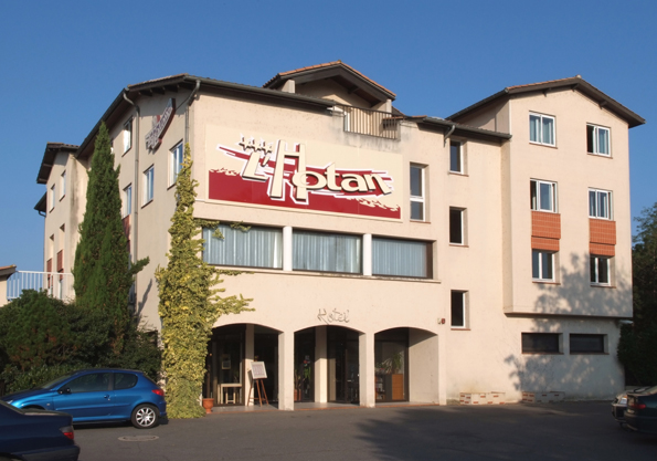 Hotel Restaurant L'Hotan in Portet-sur-Garonne, France