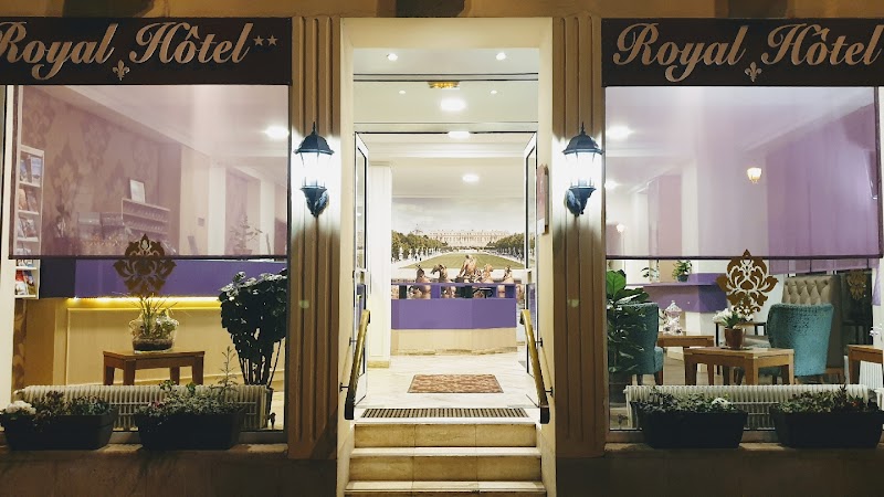 Hotel Royal Versailles in Versailles, France