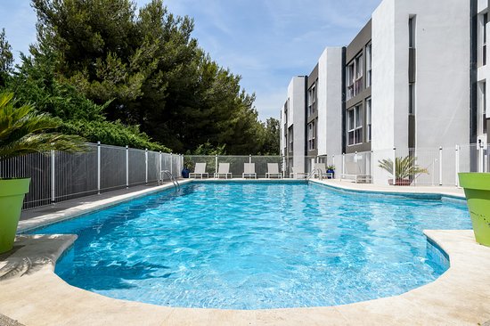 Hôtel Saint Roch in Martigues, France