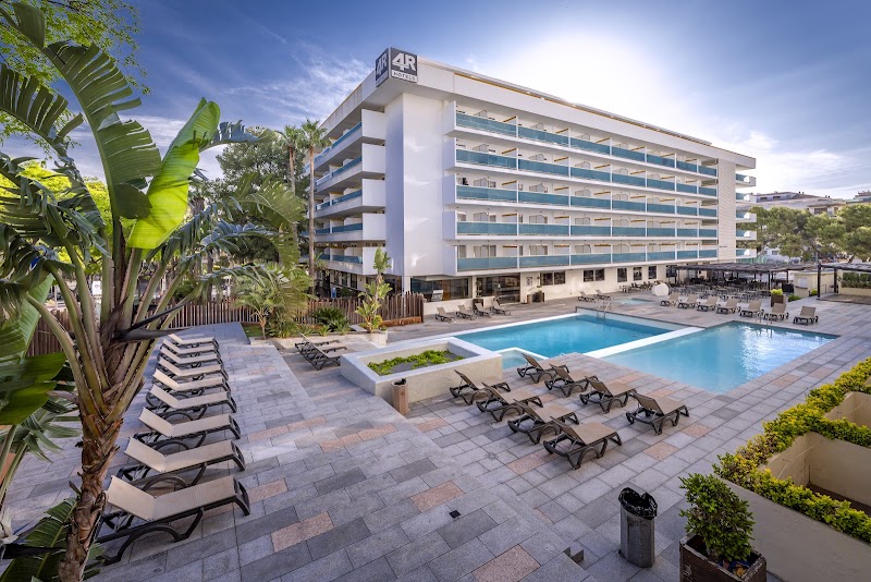 Hotel Salou Park Resort II in Salou, Spain