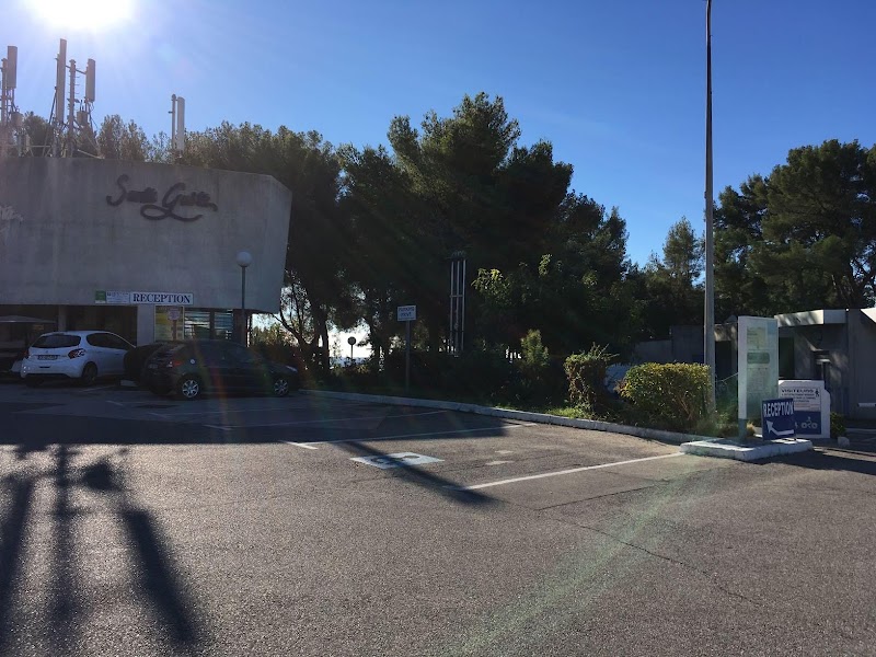Hotel Santa Gusta in La Ciotat, France