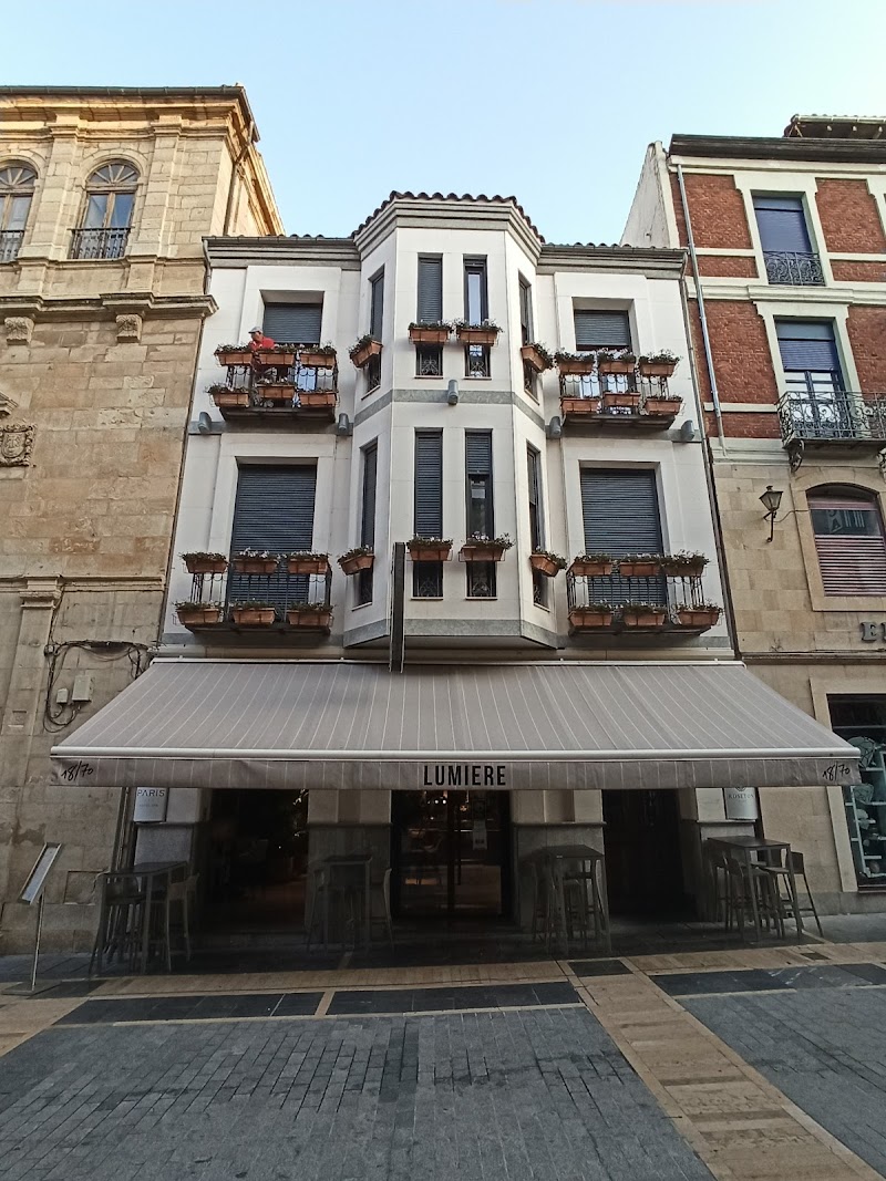 Hotel Spa Paris in Leon, Spain