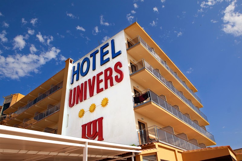Hotel Univers in Rosas, Spain